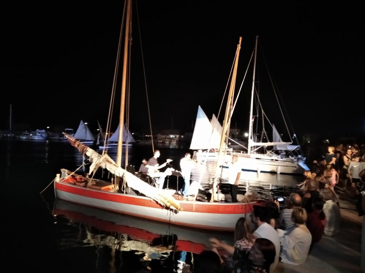 Giovanni Krk クルク エクステリア 写真